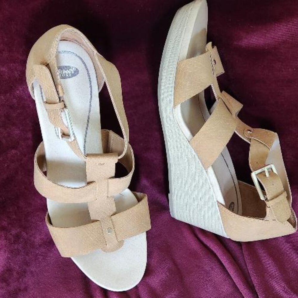 Dr. Scholls Tan Walking Wedge Gladiator Sandals Buckle Sz 8 style BABS
